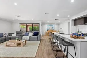 Summer Breeze - 10 mins to Barwon Heads & Torquay! - Pettavel