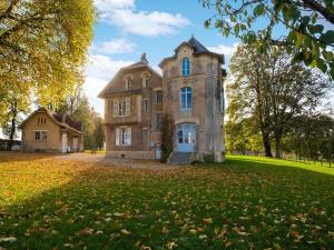 Villas Majestic villa in Pouru Saint Remy with garden : photos des chambres