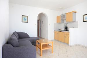 Apartments by the sea Razanj, Rogoznica - 15998