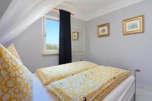 Apartments by the sea Razanj, Rogoznica - 15998