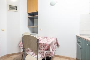Apartments with WiFi Rovinj - 9701