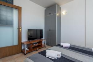 Apartments with WiFi Rovinj - 9701
