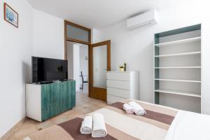 Apartments with WiFi Rovinj - 9701