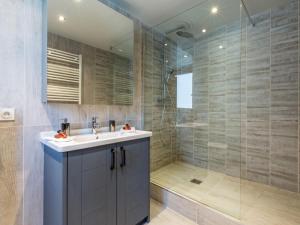 Appartement de standing avec terrasse plein sud, centre Val dIsère, proche pistes, 8 personnes - FR-1-694-96