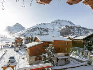 Appartements Appartement duplex montagnard au coeur de Val-d'Isere, pres des pistes et commodites - FR-1-694-124 : photos des chambres