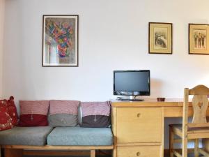 Studio chaleureux avec balcon, proche télésiège Morel à Méribel - FR-1-180-1