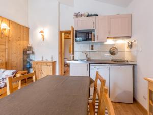 Appartement cosy avec WIFI aux pieds des pistes, 4 personnes - FR-1-694-274