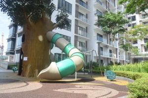 Easy Stay Studio 5pax Sky Garden Floor No Deposit Free WiFi