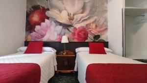 Hostal Bruña Paseo del Prado