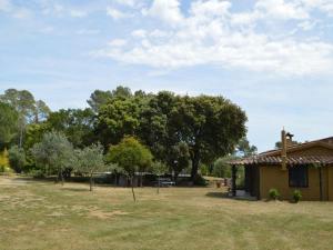 Maisons de vacances Charming holiday home in Lorgues with private pool : photos des chambres