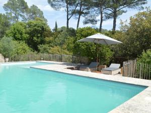 Maisons de vacances Charming holiday home in Lorgues with private pool : photos des chambres