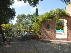 Maisons de vacances Rural villa in Lorgues with a private pool : photos des chambres