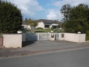 Villa mit Auffahrt - Aerzen