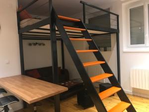Appartements Studio - Mezzanine - Style loft industriel : photos des chambres