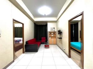Lovely 2 Bed Room condo infront of NAIA Terminal 3