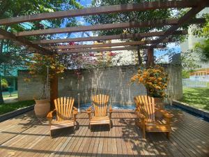 Mountain, lake and pool view apartment