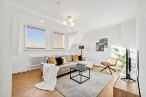 Mark 51-7 - Workplace - Netflix - Washer Dryer - Modern Design - Werne