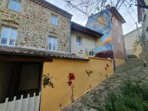 AUBENAS Vals les Bains Maison de vacances privative Bensylv' 4 adultes et 2 enfants 3 nuits minimums - Labégude