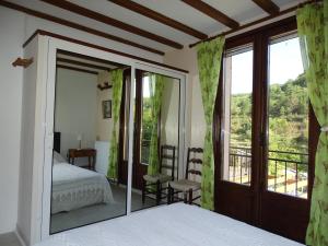 Maisons de vacances Metairie de Lamourade - Un ecrin de nature sereine : photos des chambres