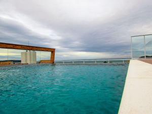 VDC-225 Moderno monoambiente a pocos mts del mar de Bombinhas