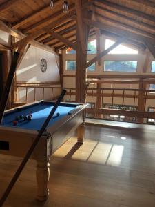 Chalets Luxury Chalet, stunning views with hot tub & sauna : photos des chambres