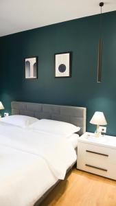 Matisse No9 - One Bedroom City Center Apartment With Parking