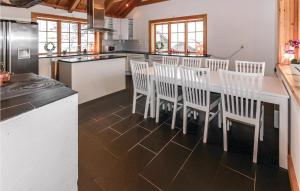 Nice Home In Järvsö With Sauna