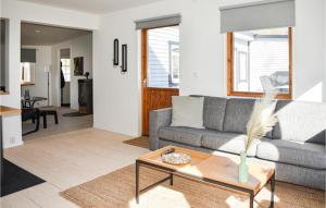 Lovely Home In Höör With Wifi