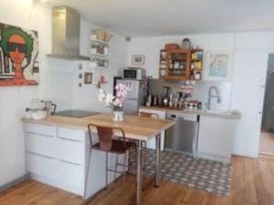 MAISON de PECHEUR LES PIEDS DANS LEAU ET SON CABANON