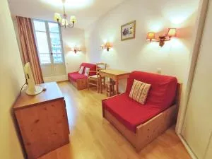 Le Marmotton, T2, centre Luchon, wifi, casier à skis, ascenseur, 5 personnes - Saint-Aventin