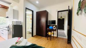 BluO Studio Noida - BathTub, Gym, Balcony, Garden