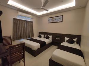 Dass Paradise Hotel