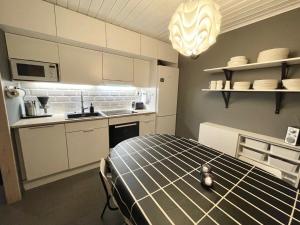 Vuosselin Kuura (2 mh + tilava parvi)