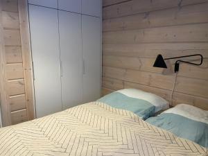 Vuosselin Kuura (2 mh + tilava parvi)