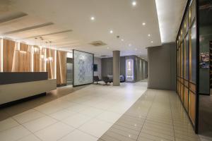 Sandton Smart Apartment Fourteen