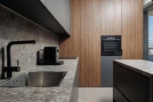 Mandala Designer Apartments with Free Private Parking, near Mall Coresi