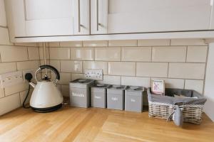 HIGH SAINT COTTAGE - Stunning 3 Bed Accommodation located in Ripon, North Yorkshire