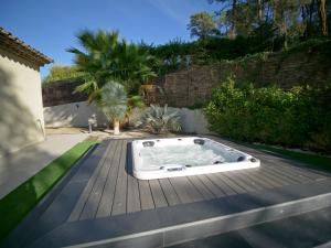 Villas Sublime Villa Piscine Jacuzzi Cote d'Azur : photos des chambres