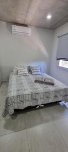 Impecable y nuevo, zona aeropuerto!