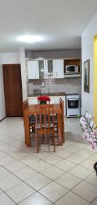 Apartamento TOP no centrinho da praia 01 quarto