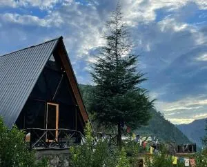 Himalayan Manor A-Frame House - Shangarh