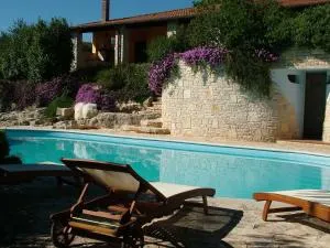 Maglioferro Residence - كاستل دل مونتي