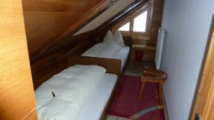 Four-Bedroom Apartment room in Ferienhaus Schwendehof