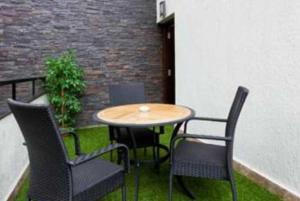 Click Hotel Transport Nagar