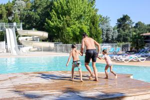 Campings Camping Nature L'Airial : photos des chambres