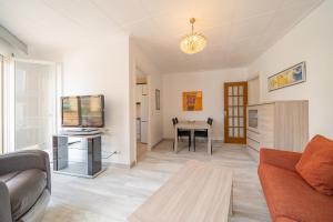 HomeHolidaysRentals SantMartin - Costa Barcelona