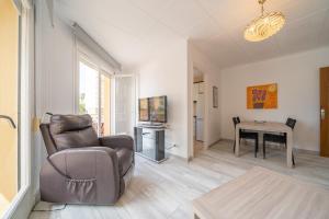 HomeHolidaysRentals SantMartin - Costa Barcelona