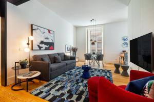 WHome Prime Location Contemporary Luxury Apartment w AC & Elevator