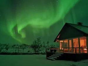 Kieppi, open your door and enjoy the wilderness - Puolmak