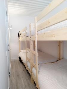 Apartamentos Deluxe con parking y WiFi by SURYNIEVE